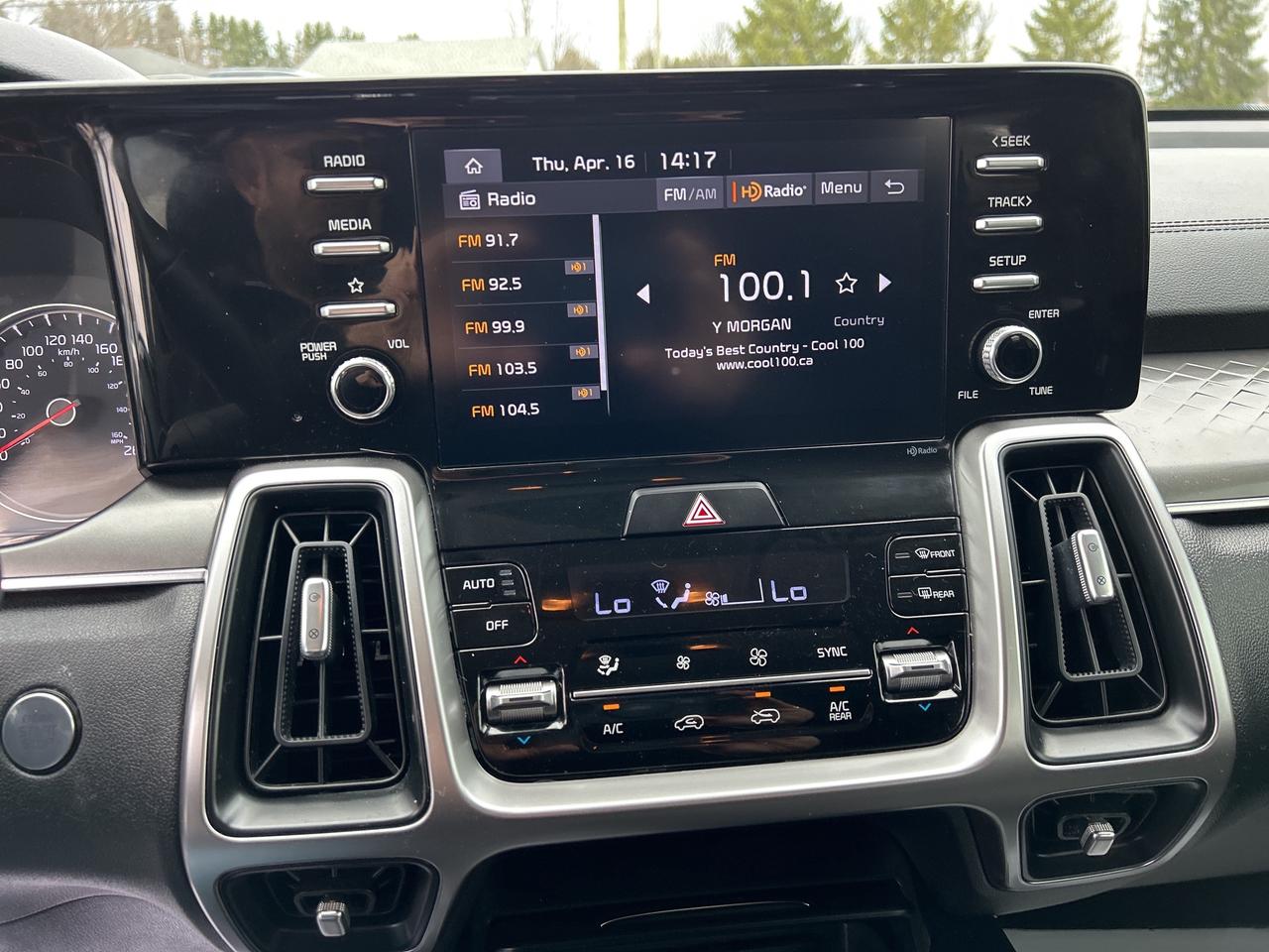 2022 Kia Sorento LX+/BACK UP CAM/HEATED SEATS CALL PICTON Photo