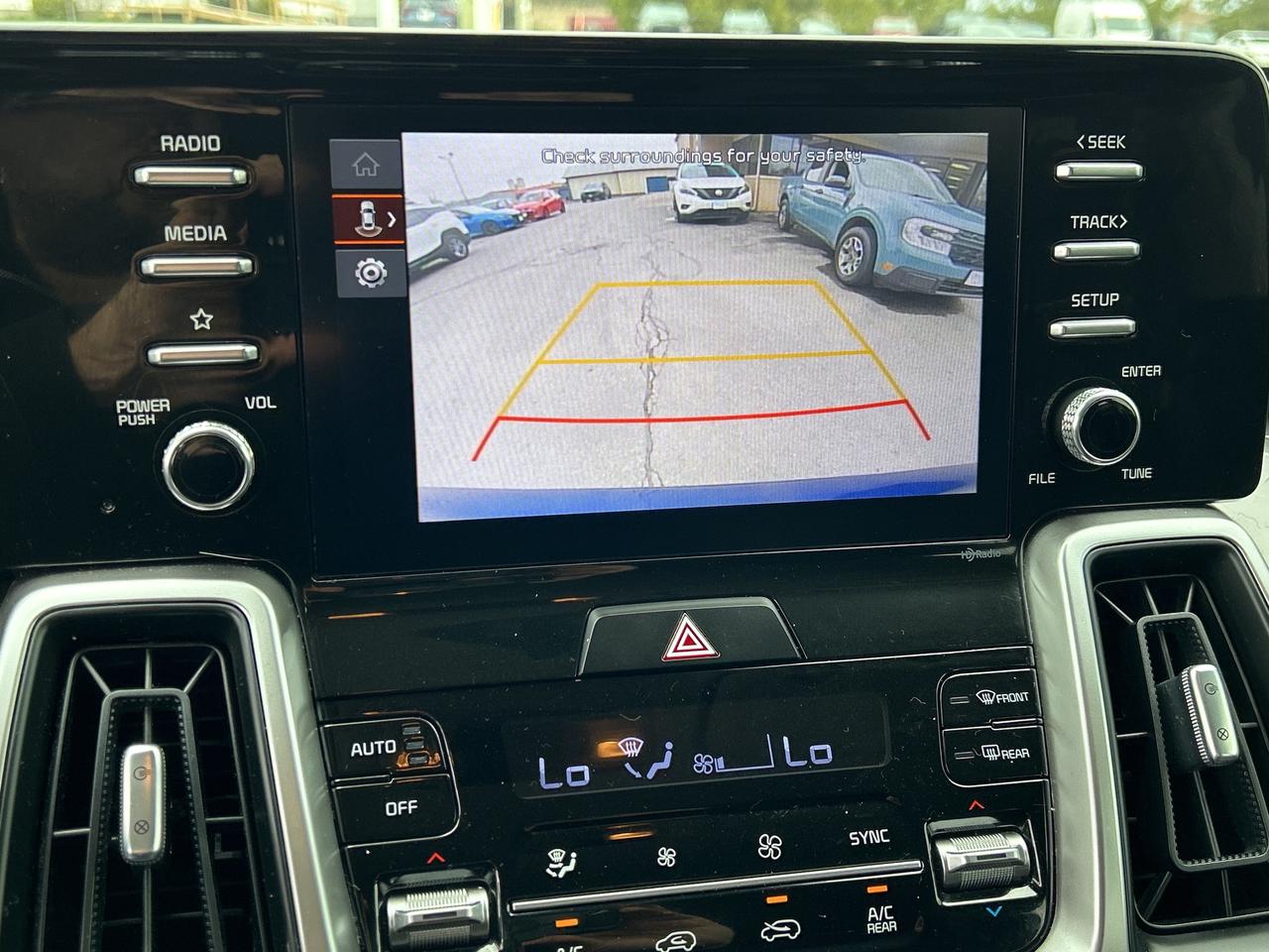2022 Kia Sorento LX+/BACK UP CAM/HEATED SEATS CALL PICTON Photo