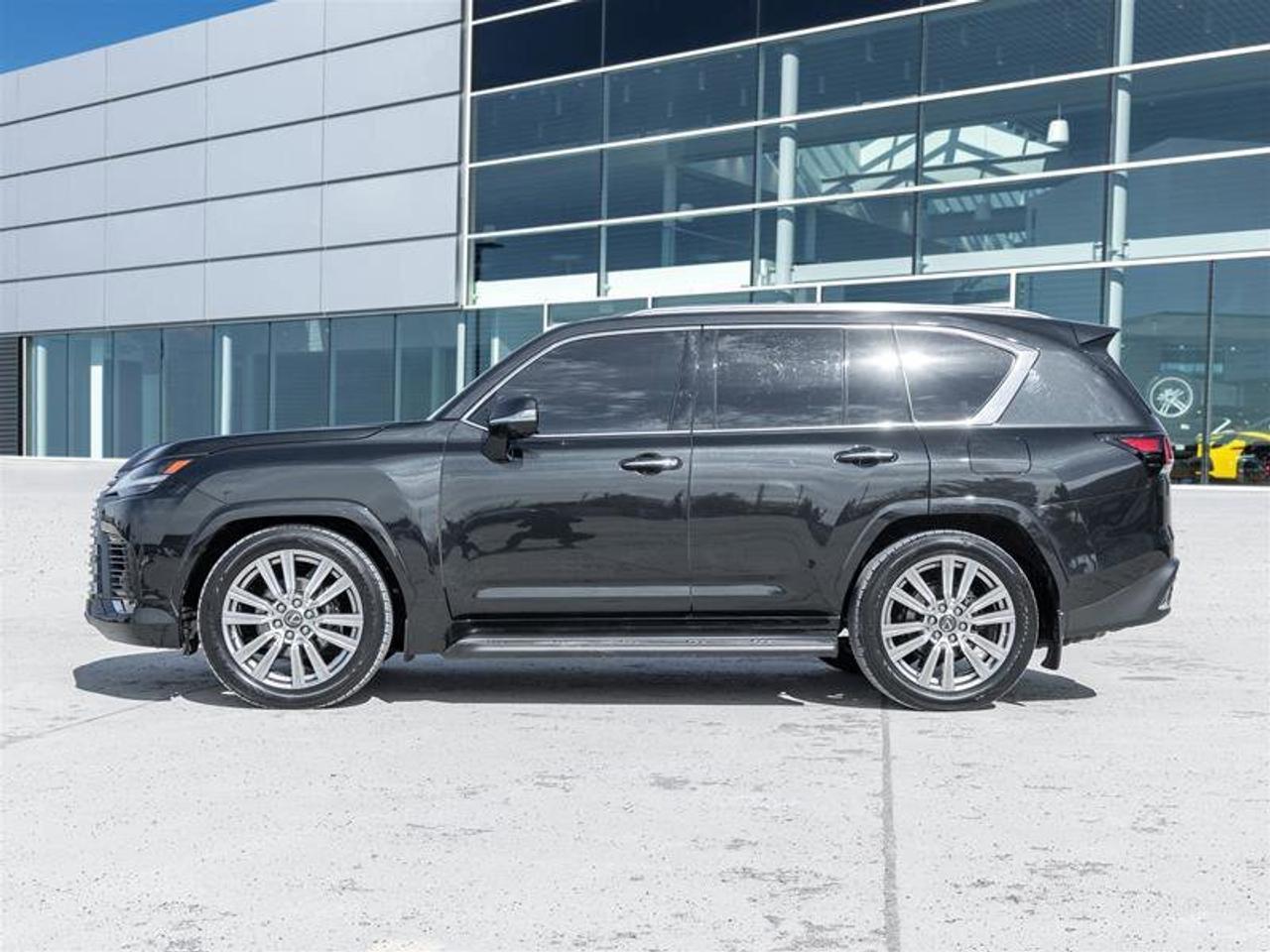 2022 Lexus LX 600 Executive Pkg Lane Departure Alert with Steeri Photo