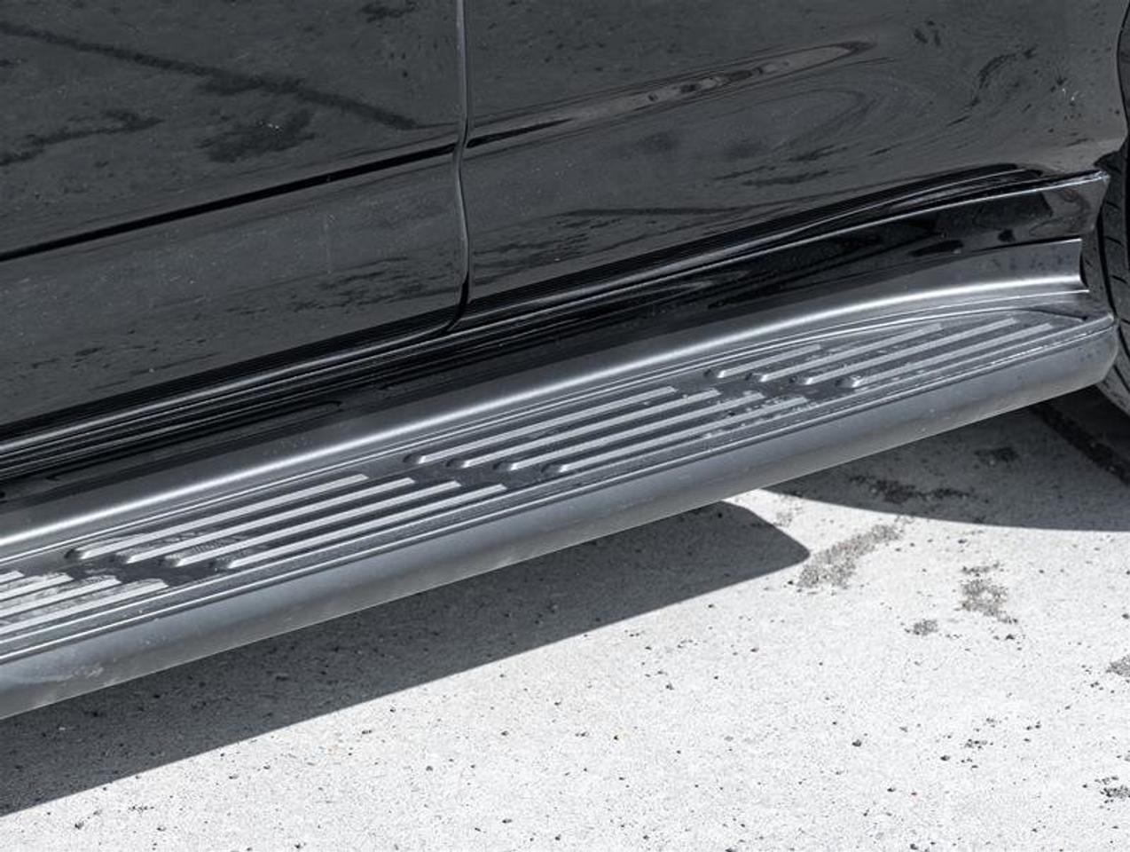 2022 Lexus LX 600 Executive Pkg Lane Departure Alert with Steeri Photo