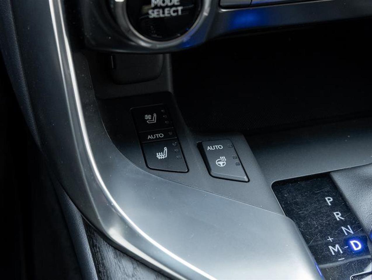 2022 Lexus LX 600 Executive Pkg Lane Departure Alert with Steeri Photo