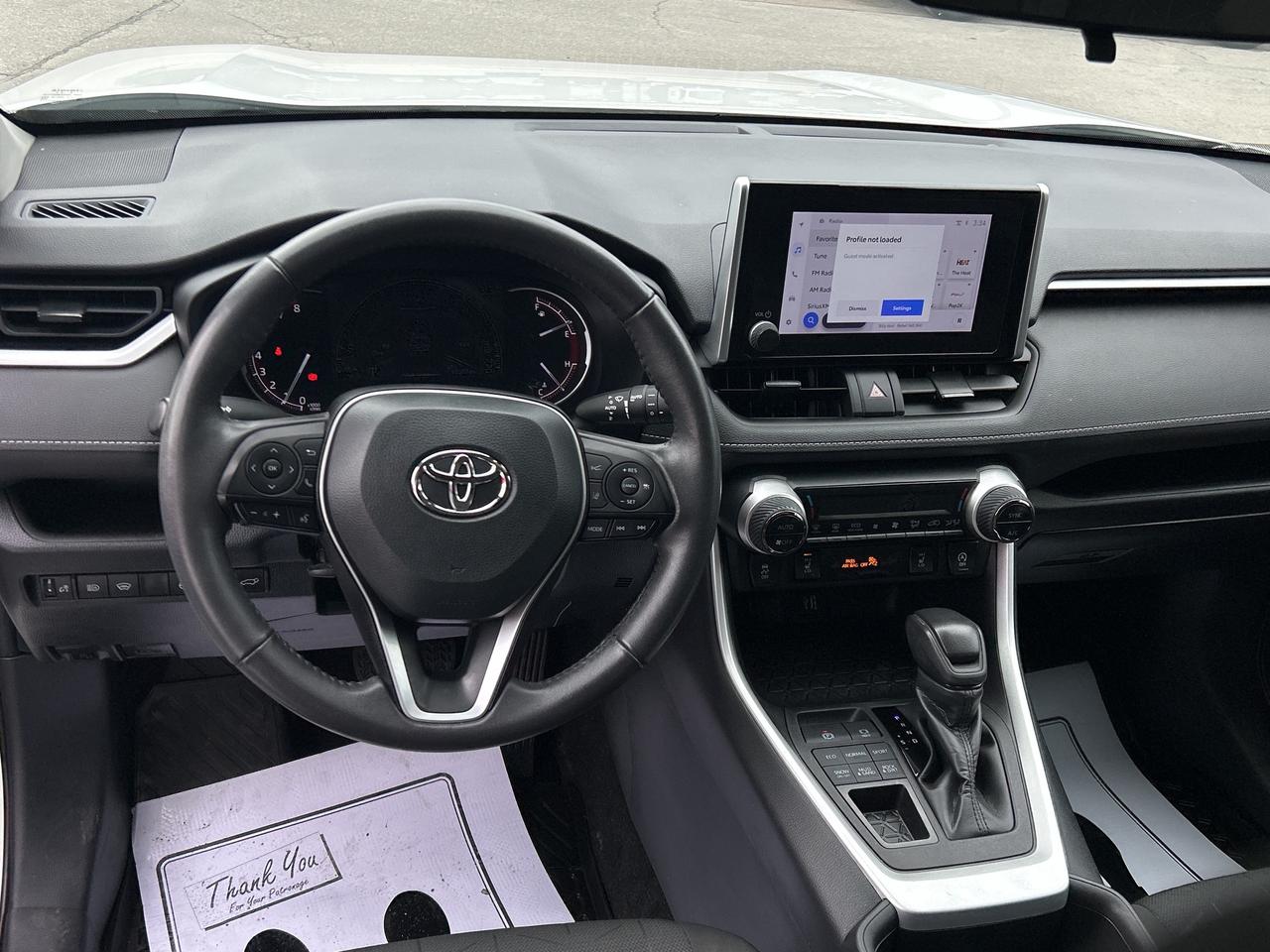 2023 Toyota RAV4 XLE/PWR SUN ROOF/BACK UP CAM/ CALL PICTON Photo