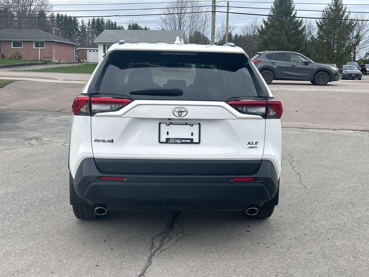 2023 Toyota RAV4 XLE/AWD/PWR SUNROOF/BACK UP CAM/CALL BELLEVILLE Photo