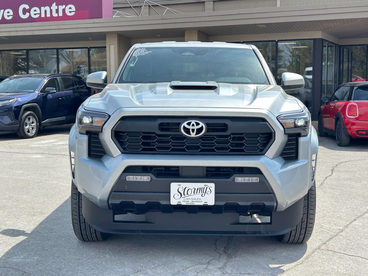 2024 Toyota Tacoma TRD 4x4 CREWCAB LEATHER CALL NAPANEE 613-354-2100 Photo