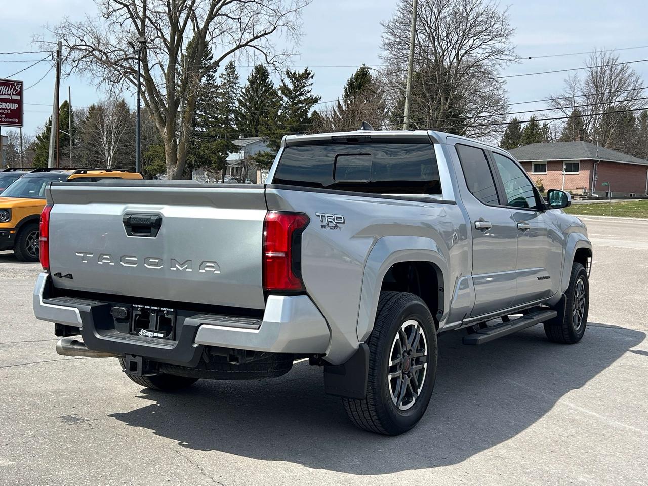 2024 Toyota Tacoma TRD 4x4 CREWCAB LEATHER CALL NAPANEE 613-354-2100 Photo