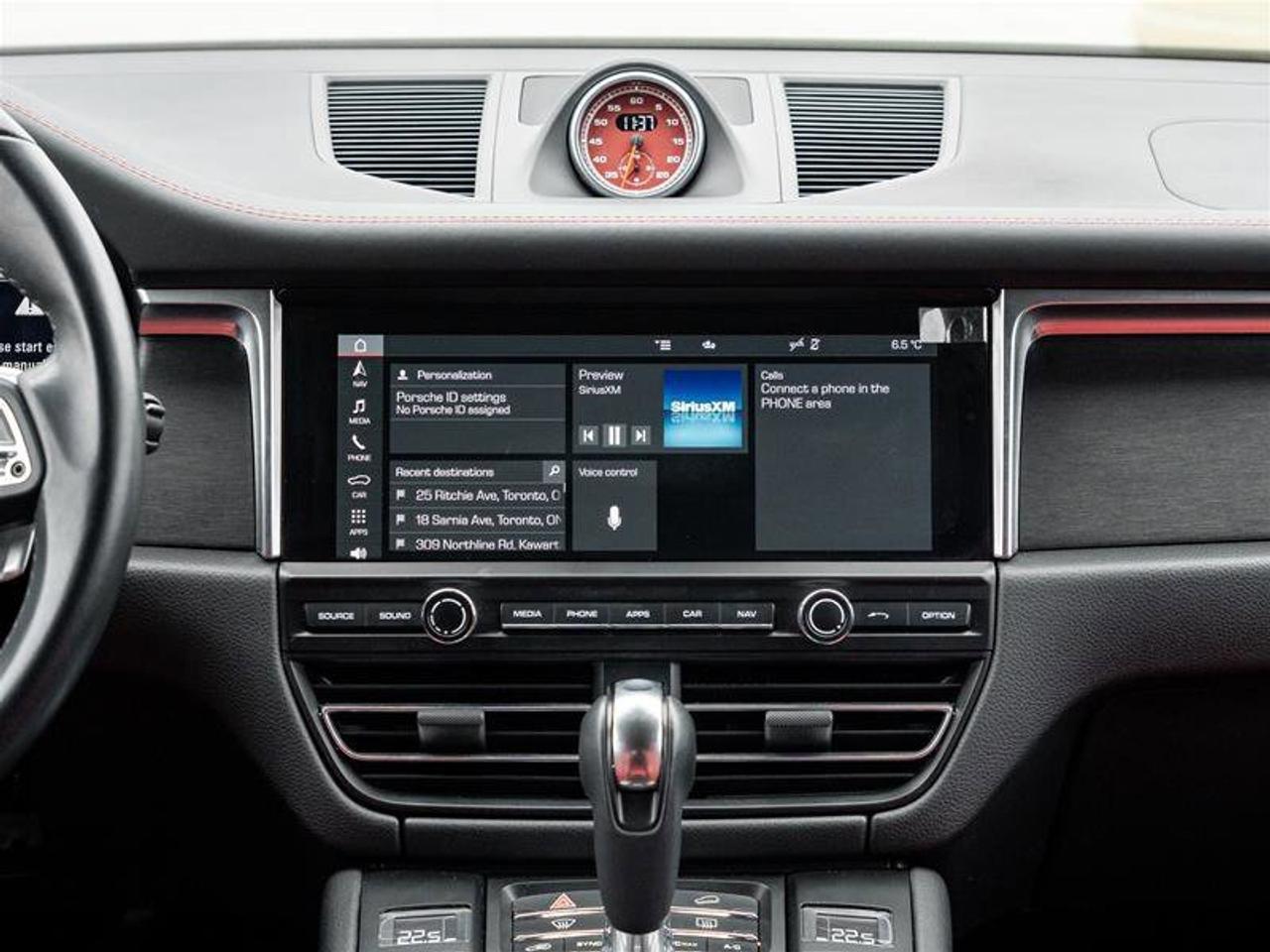2021 Porsche Macan GTS AWD Premium Pkjg Plus Porsche Torque Vectoring Photo
