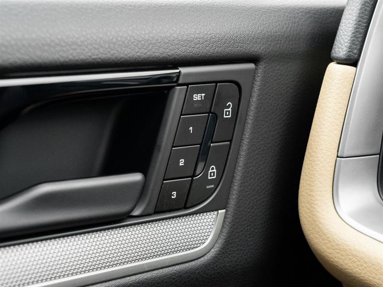 2025 Porsche Cayenne Coupe AWD CPO Premium Pkg Plus 21 RS Spyder Design Photo