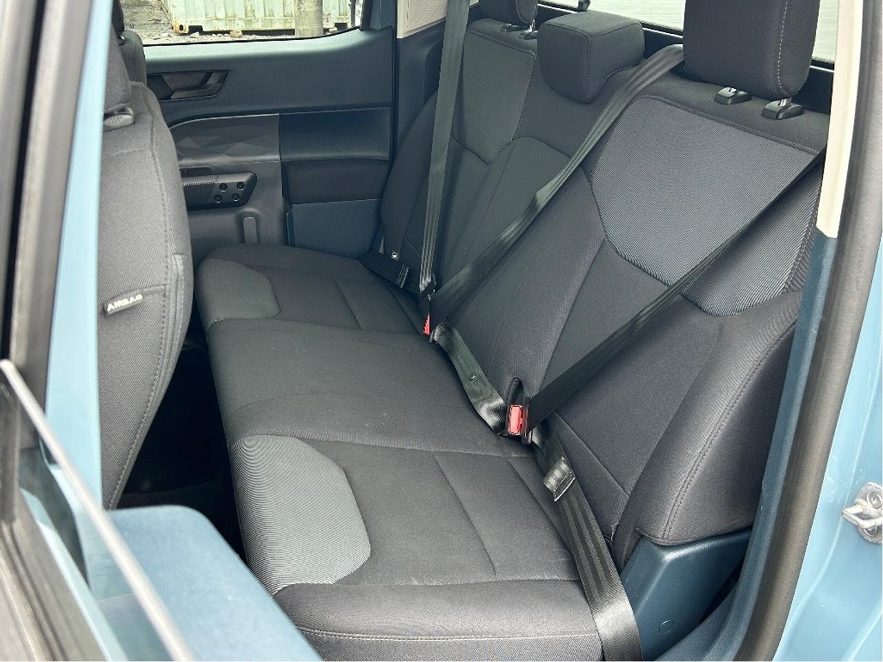 2022 Ford Maverick XL AWD 74K KMS CALL PICTON 613-476-2188 Photo