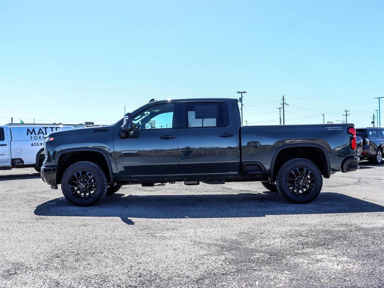 2026 Chevrolet SILVERADO 2500HD 4WD Crew Cab Standard Box LT Photo