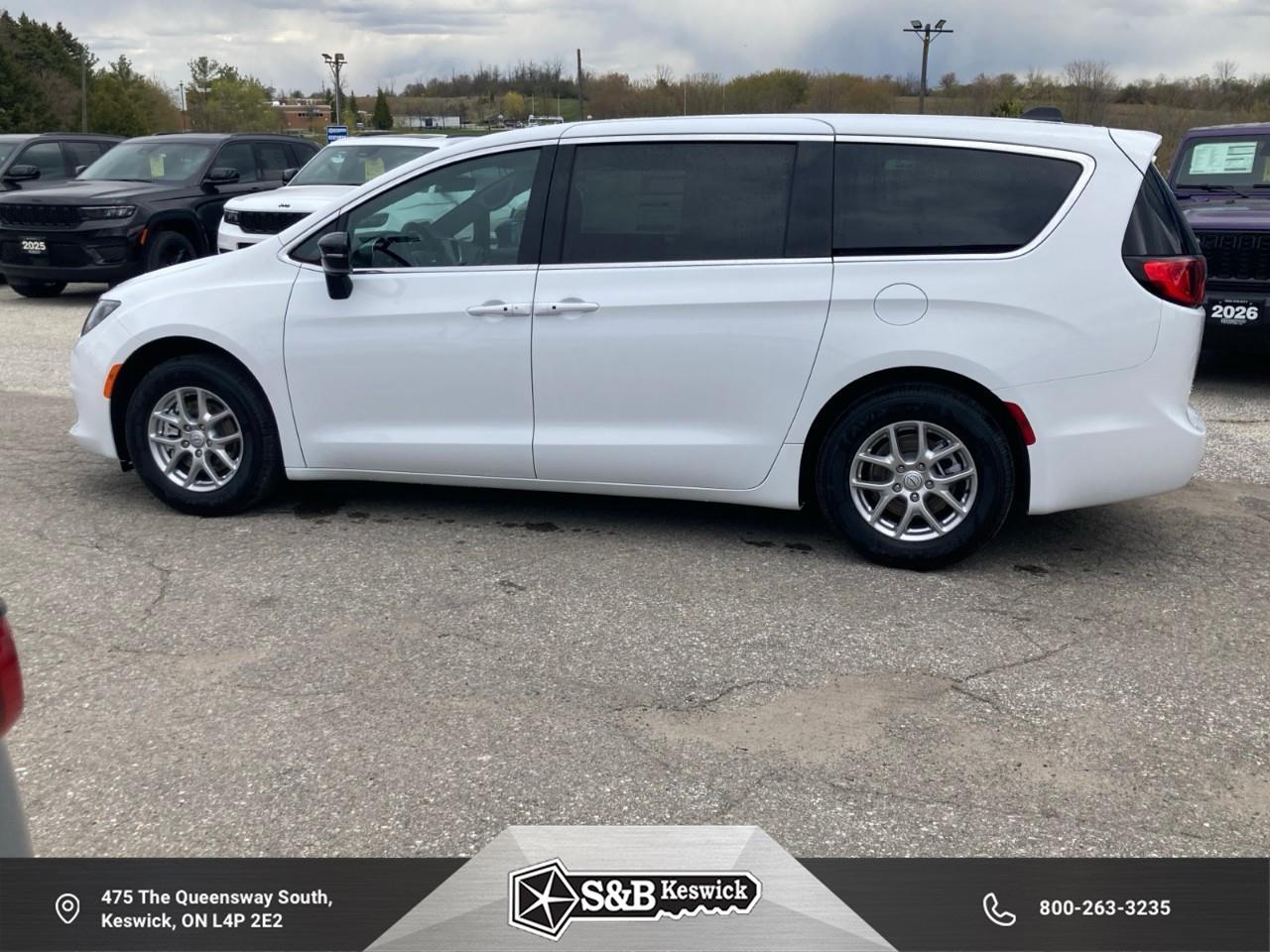 2026 Chrysler Grand Caravan SXT Front-Wheel Drive Passenger Van Photo