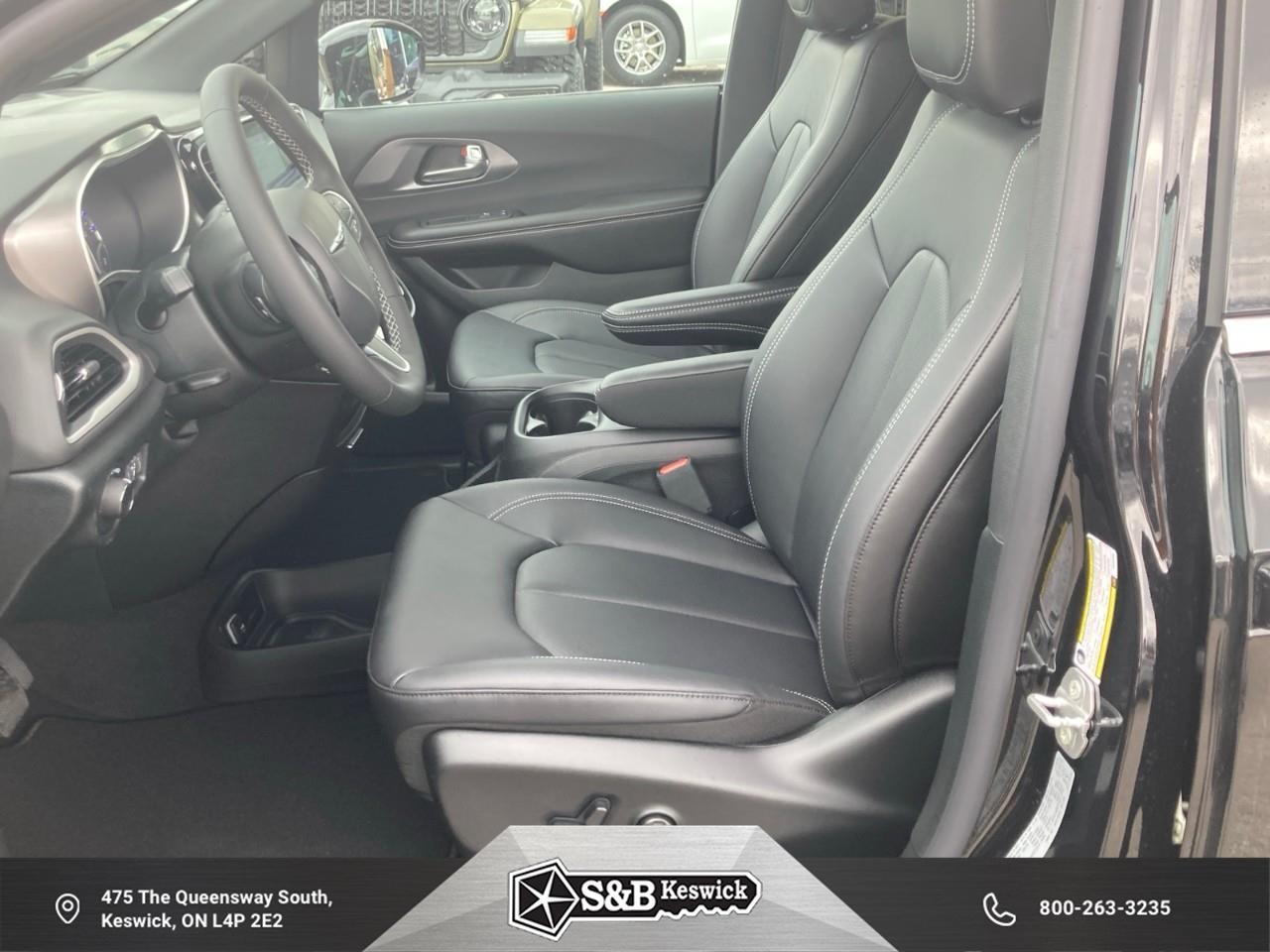 2026 Chrysler Grand Caravan SXT Front-Wheel Drive Passenger Van Photo