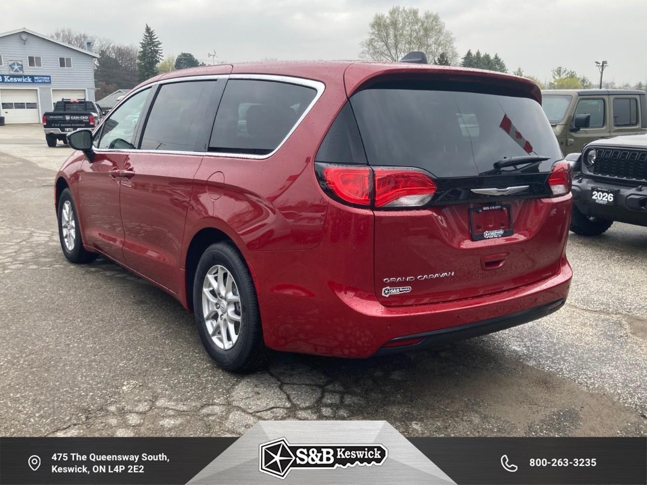 2026 Chrysler Grand Caravan SXT Front-Wheel Drive Passenger Van Photo2