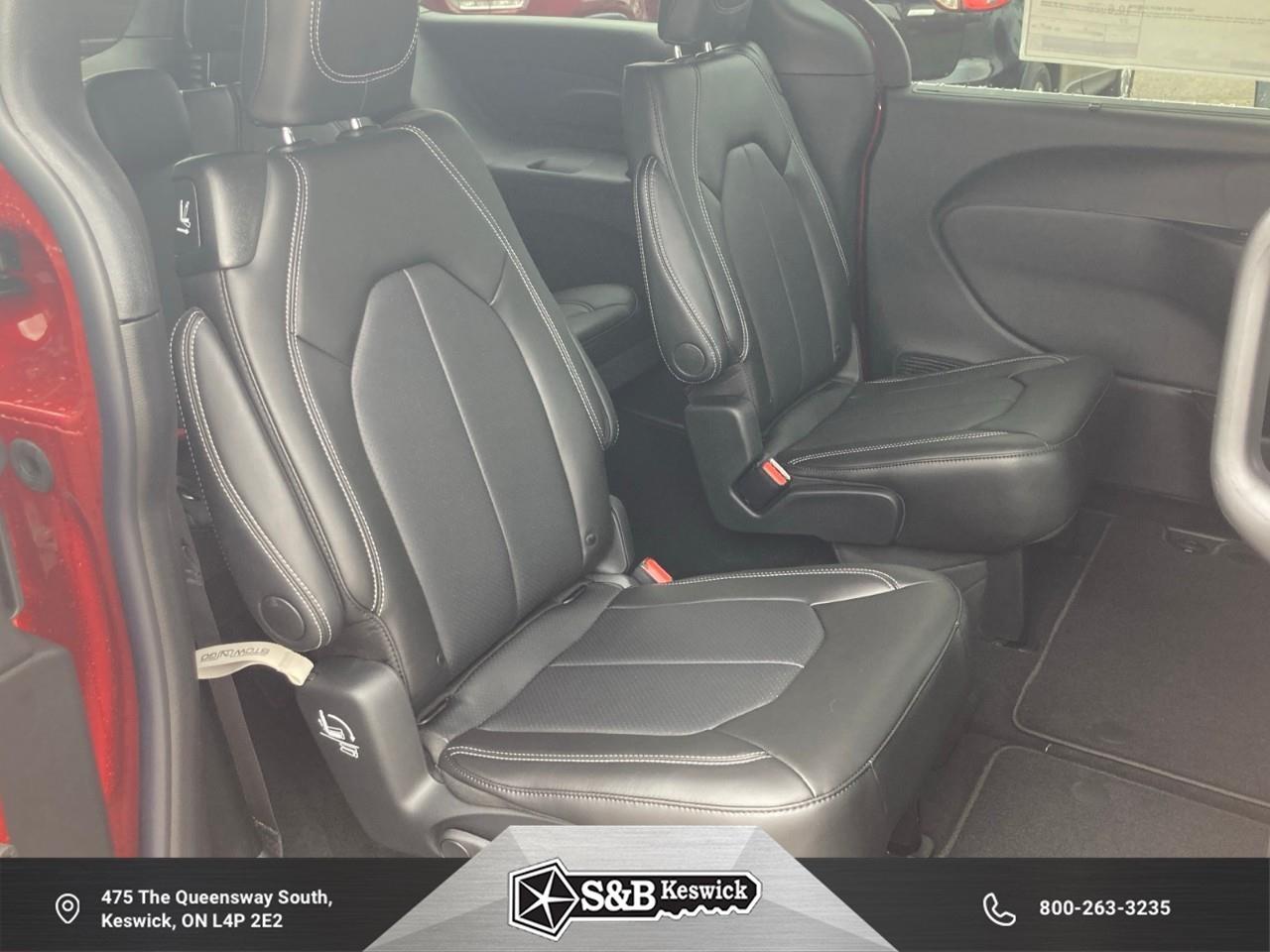 2026 Chrysler Grand Caravan SXT Front-Wheel Drive Passenger Van Photo
