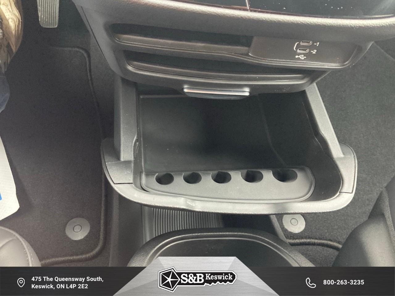 2026 Chrysler Grand Caravan SXT Front-Wheel Drive Passenger Van Photo