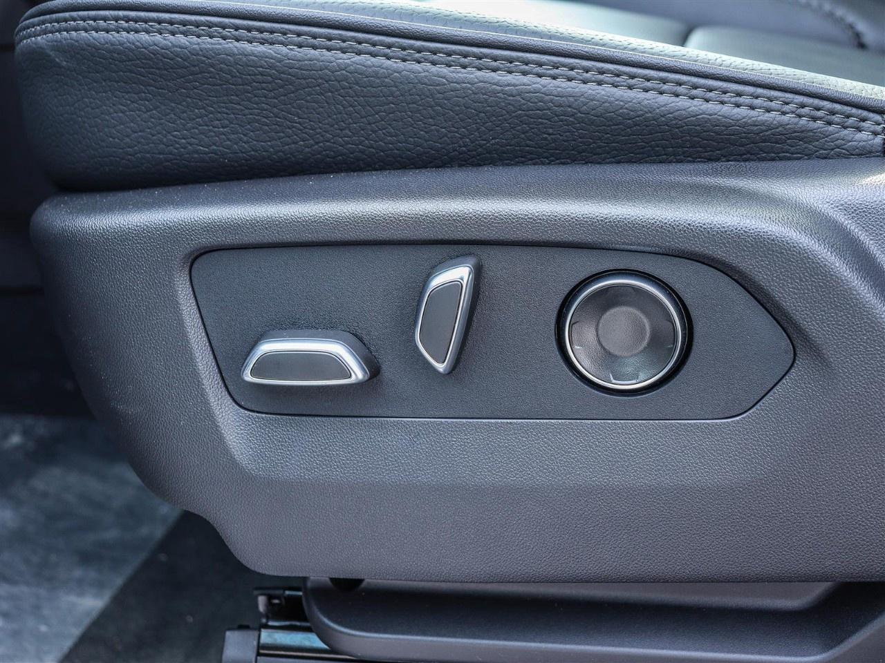 2026 GMC Sierra 1500 Crew Cab Short Box 4-Wheel Drive Denali Photo