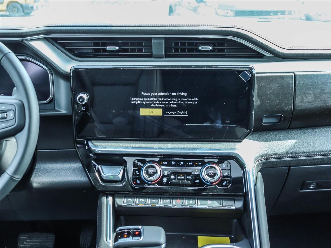 2026 GMC Sierra 1500 Crew Cab Short Box 4-Wheel Drive Denali Photo