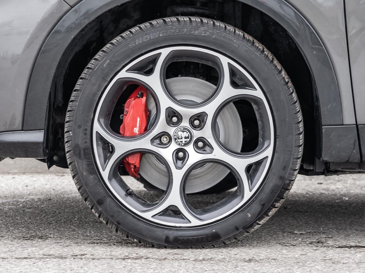 2024 Alfa Romeo Tonale Veloce EAWD Photo