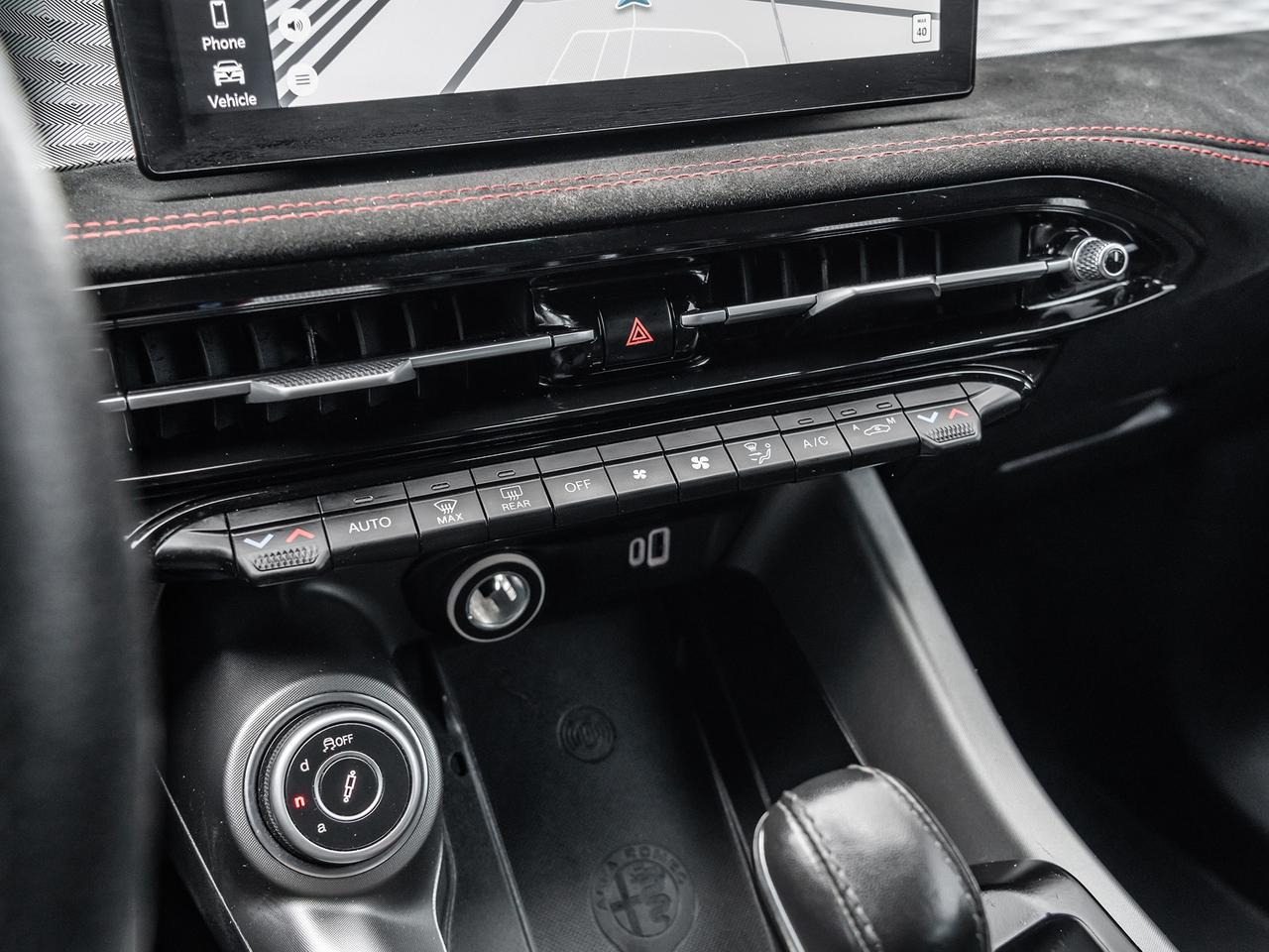 2024 Alfa Romeo Tonale Veloce EAWD Photo