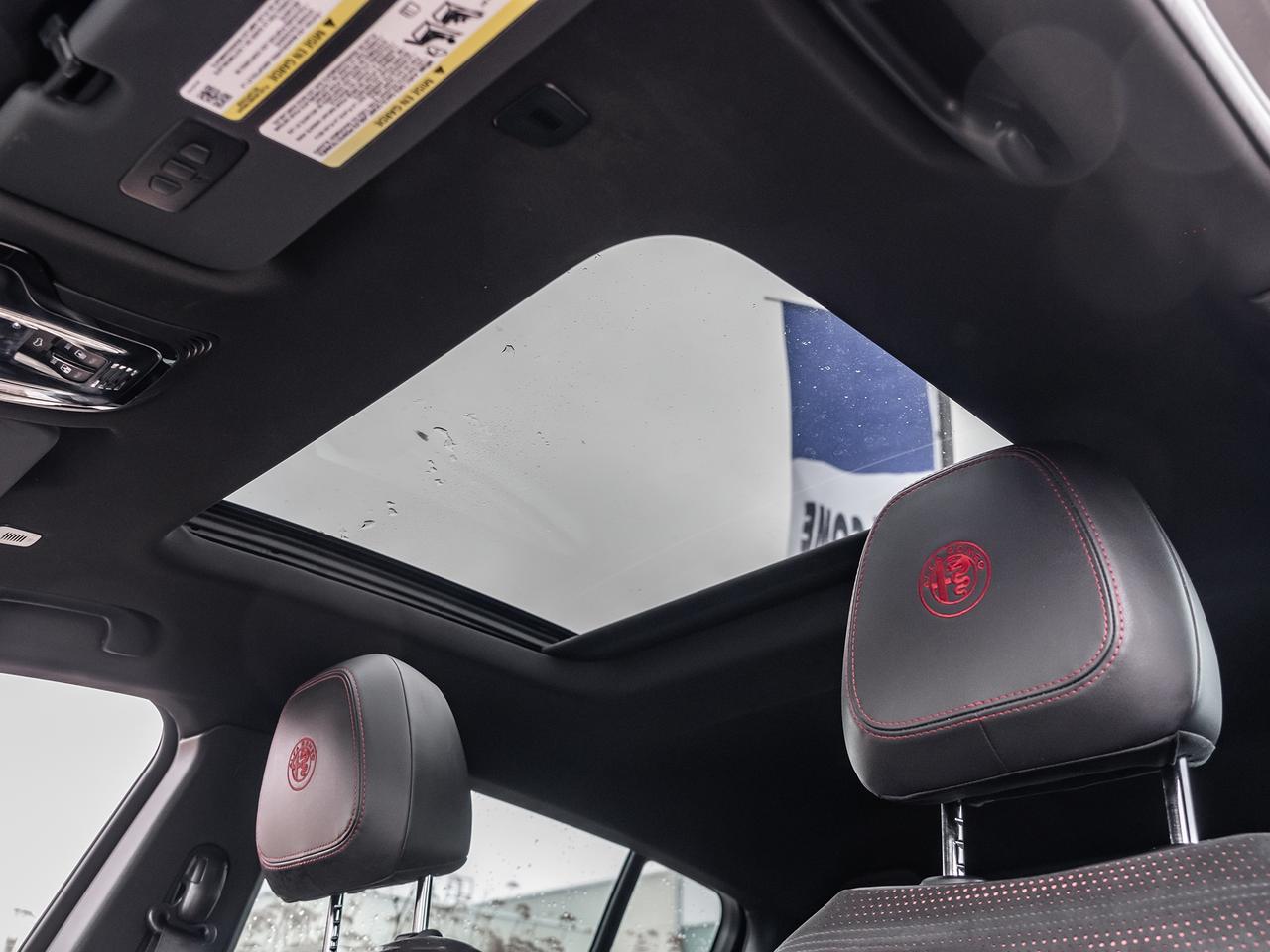 2024 Alfa Romeo Tonale Veloce EAWD Photo