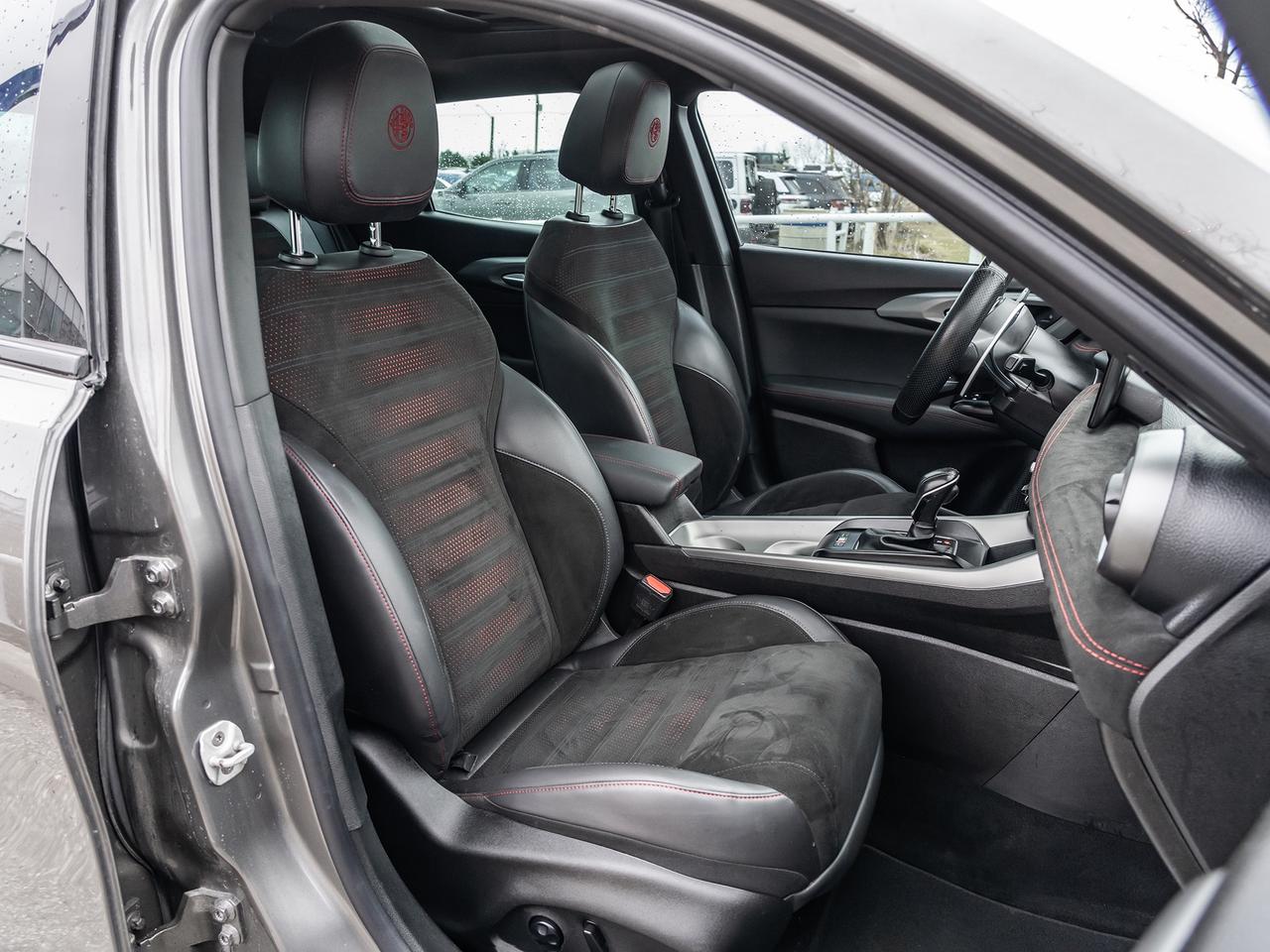 2024 Alfa Romeo Tonale Veloce EAWD Photo