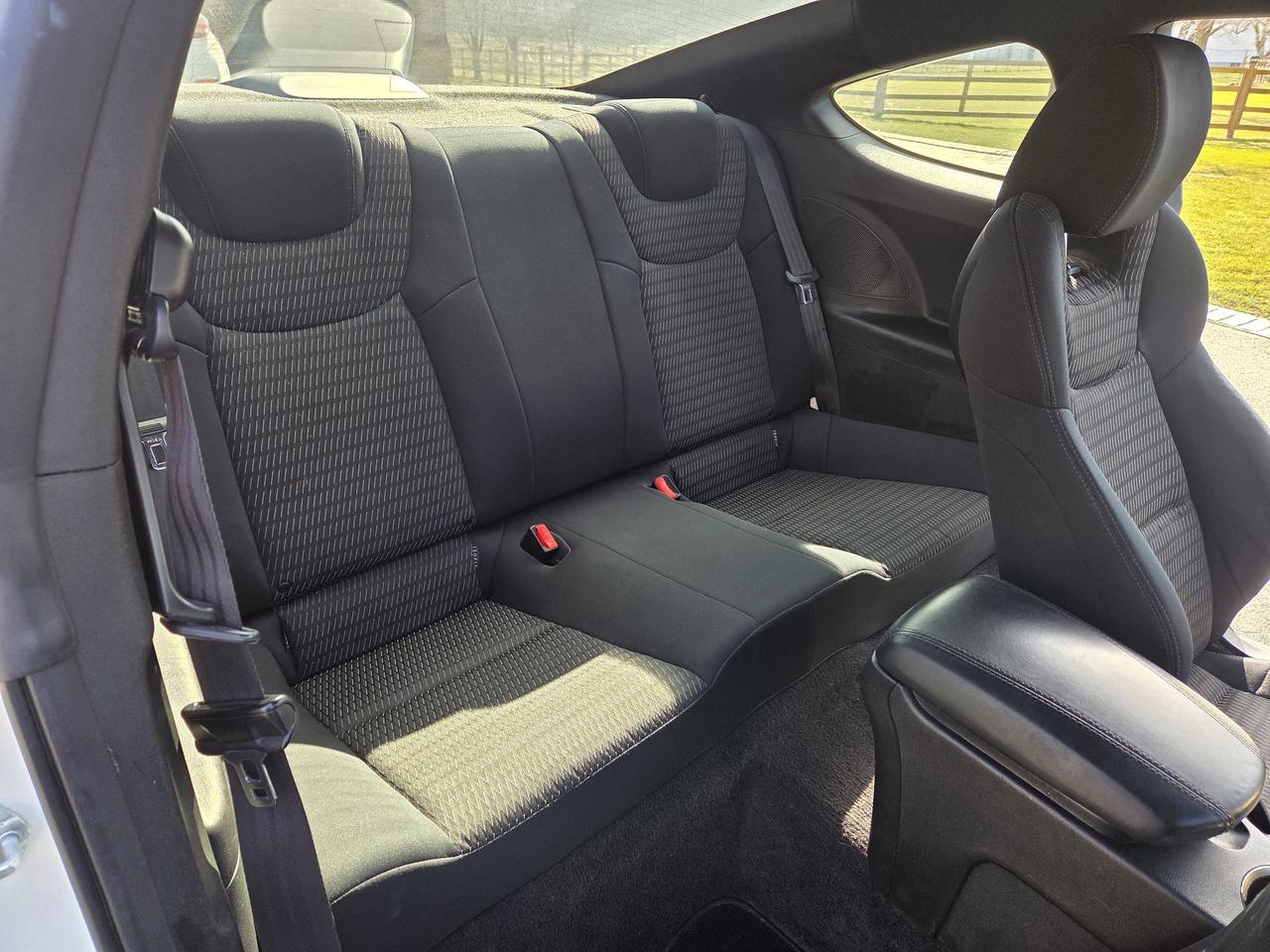 2013 Hyundai Genesis Coupe 2dr I4 Automatic, Looks and Drives Great! Photo