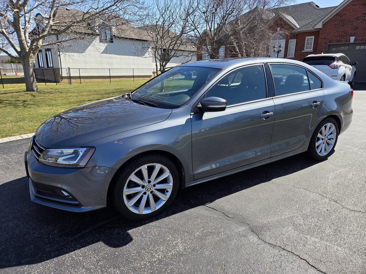 2016 Volkswagen Jetta Sedan 4dr Auto 1.8T Sport PZEV, Sunroof, Drives Great! Photo
