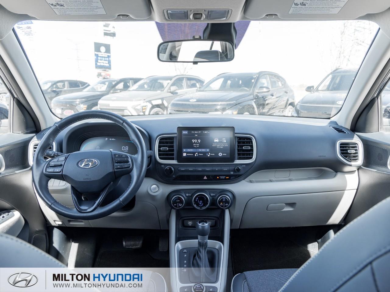 2023 Hyundai Venue Ultimate w/Denim Interior 4dr Front-Wheel Drive Photo