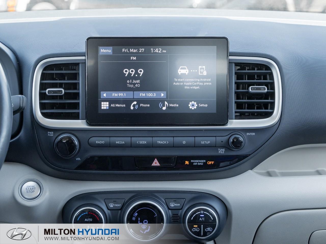 2023 Hyundai Venue Ultimate w/Denim Interior 4dr Front-Wheel Drive Photo