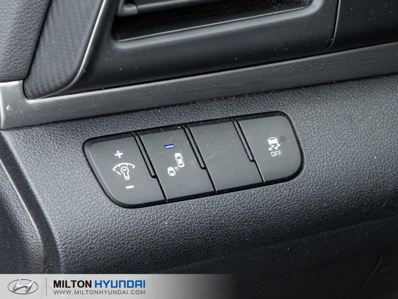 2020 Hyundai Elantra PREFERRED 4DR SEDAN Photo
