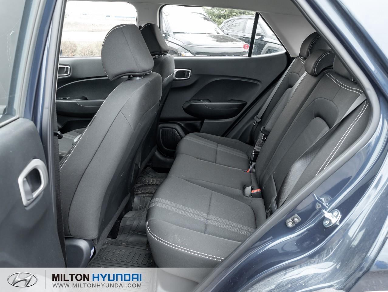 2024 Hyundai Venue Preferred w/Two-Tone 4dr Front-Wheel Drive Photo