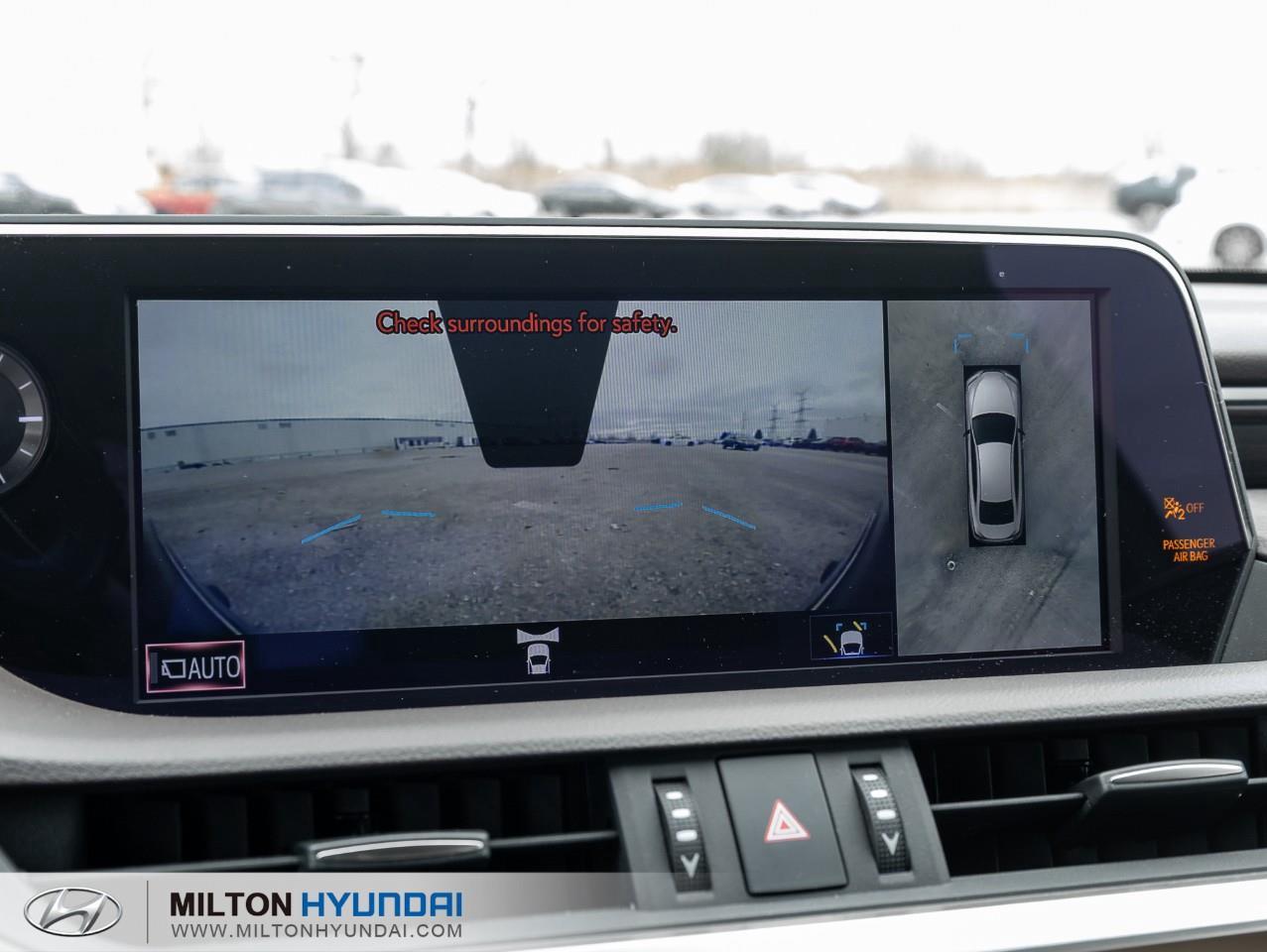 2021 Lexus ES 300h Base 4dr Sedan Photo