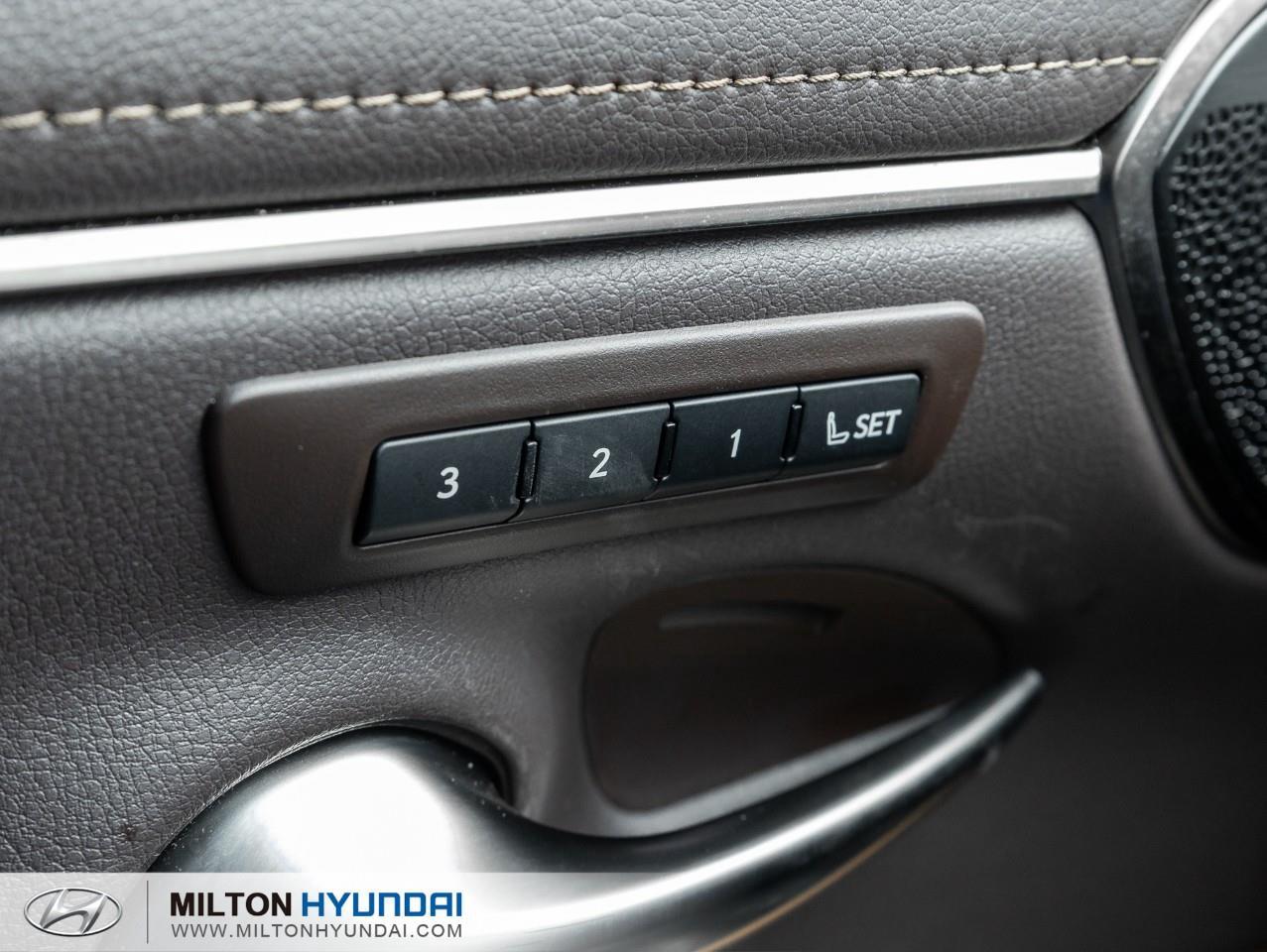 2021 Lexus ES 300h Base 4dr Sedan Photo