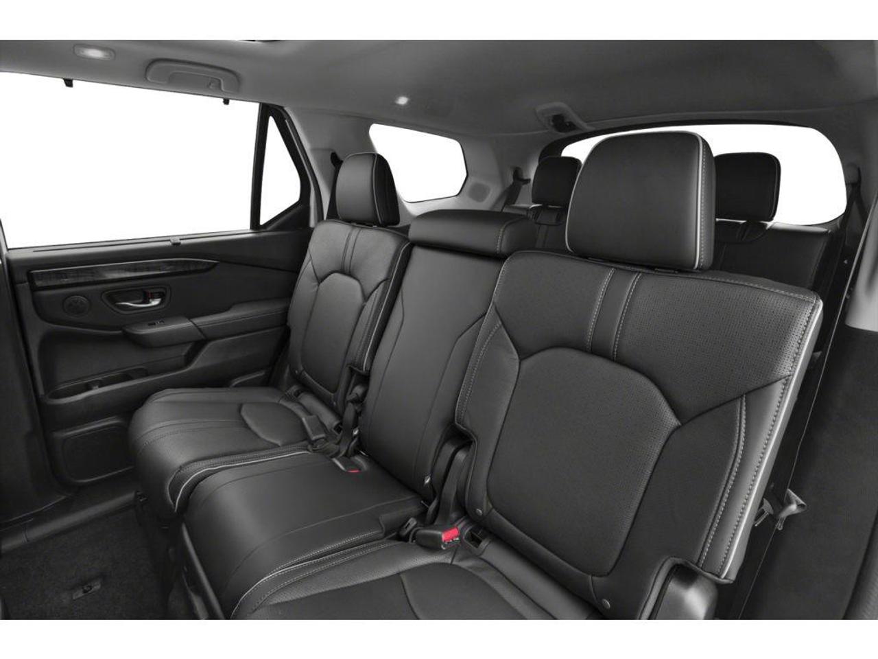 2023 Honda Pilot Touring 4dr All-Wheel Drive Photo