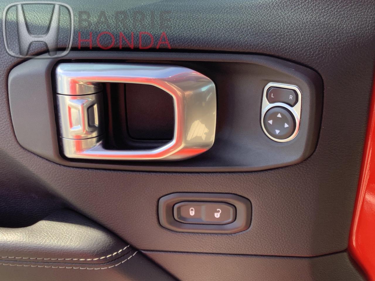 2021 Jeep WRANGLER UNLIMITED Sahara 4dr 4x4 Photo