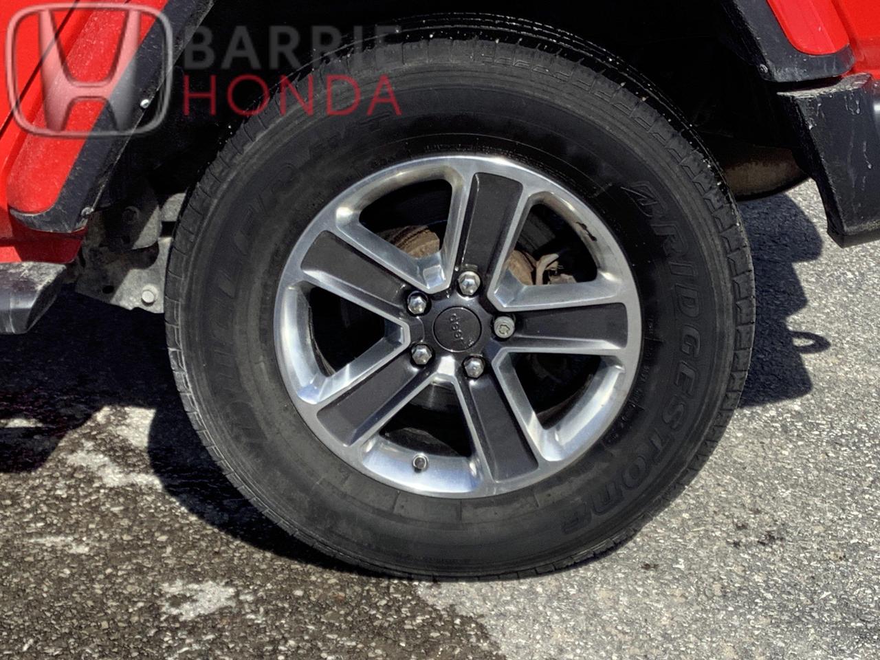 2021 Jeep WRANGLER UNLIMITED Sahara 4dr 4x4 Photo