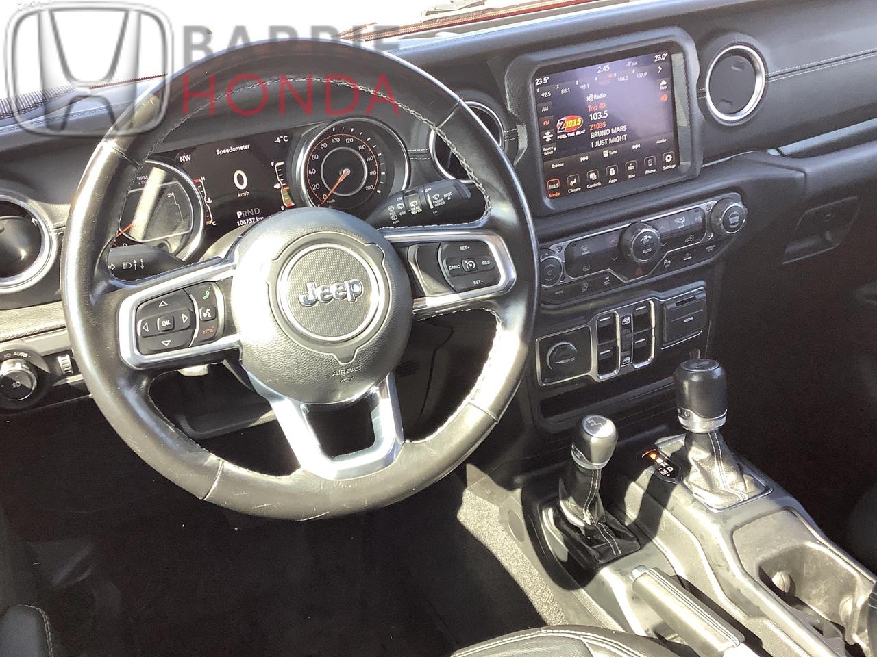 2021 Jeep WRANGLER UNLIMITED Sahara 4dr 4x4 Photo
