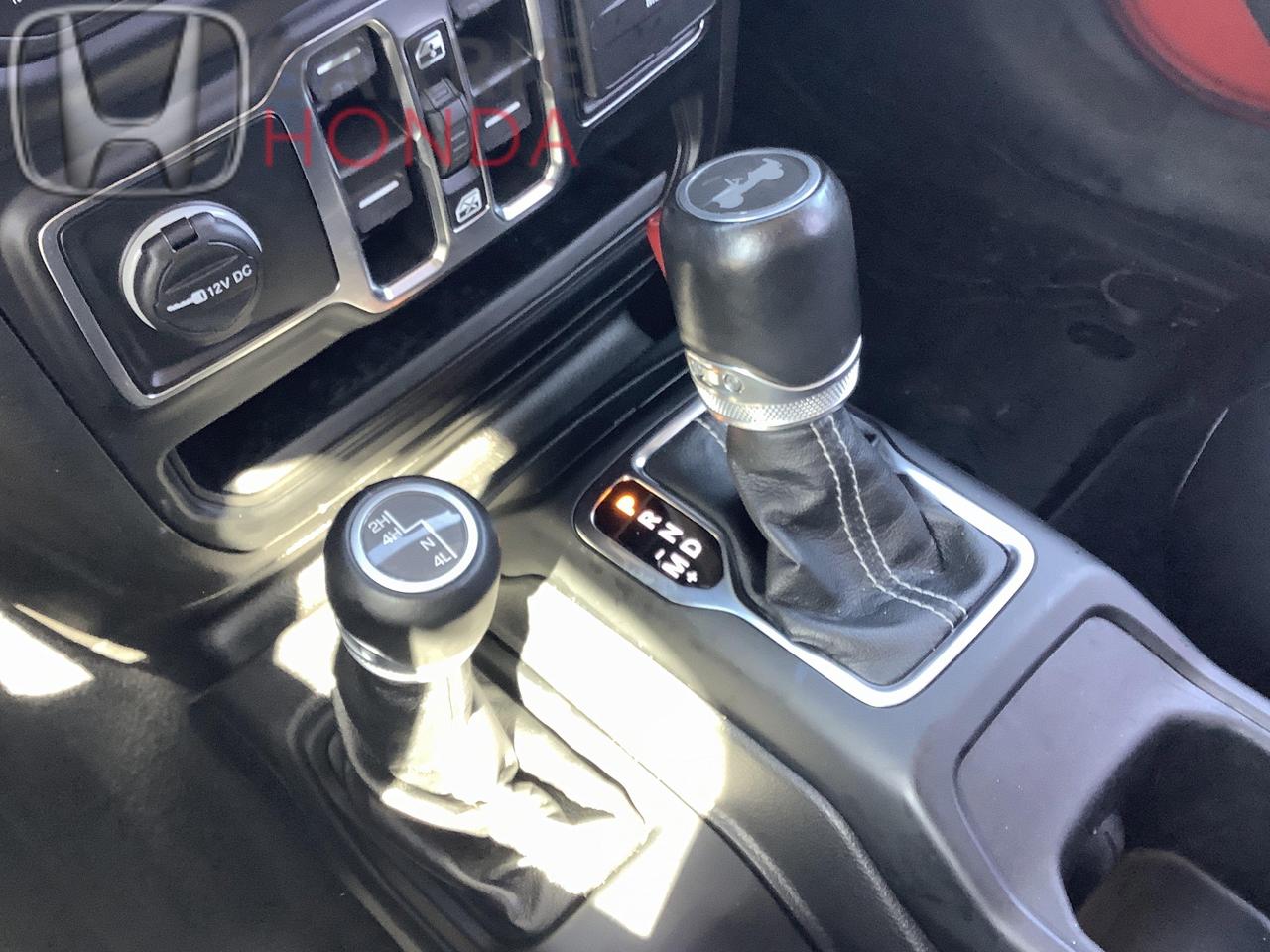 2021 Jeep WRANGLER UNLIMITED Sahara 4dr 4x4 Photo