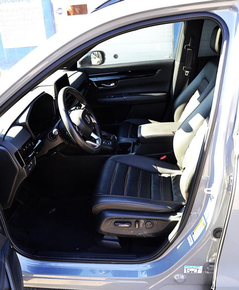 2024 Honda CR-V Hybrid Touring All-wheel Drive Photo