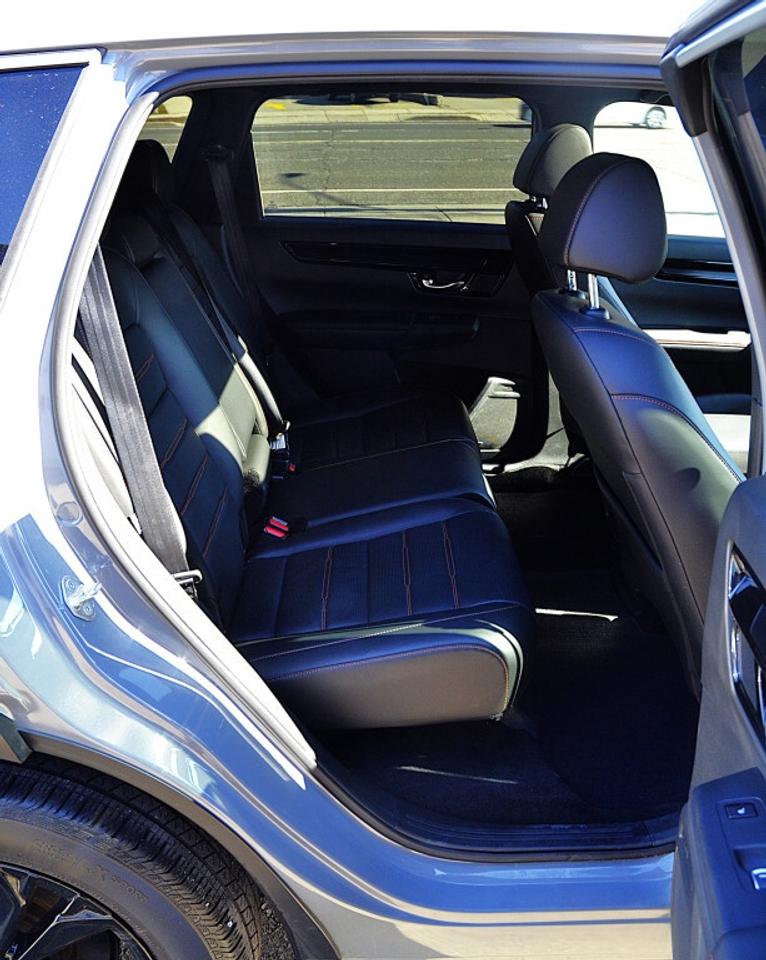 2024 Honda CR-V Hybrid Touring All-wheel Drive Photo