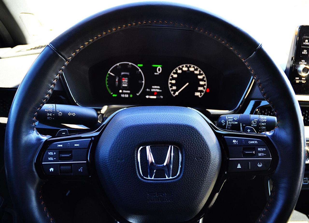 2024 Honda CR-V Hybrid Touring All-wheel Drive Photo