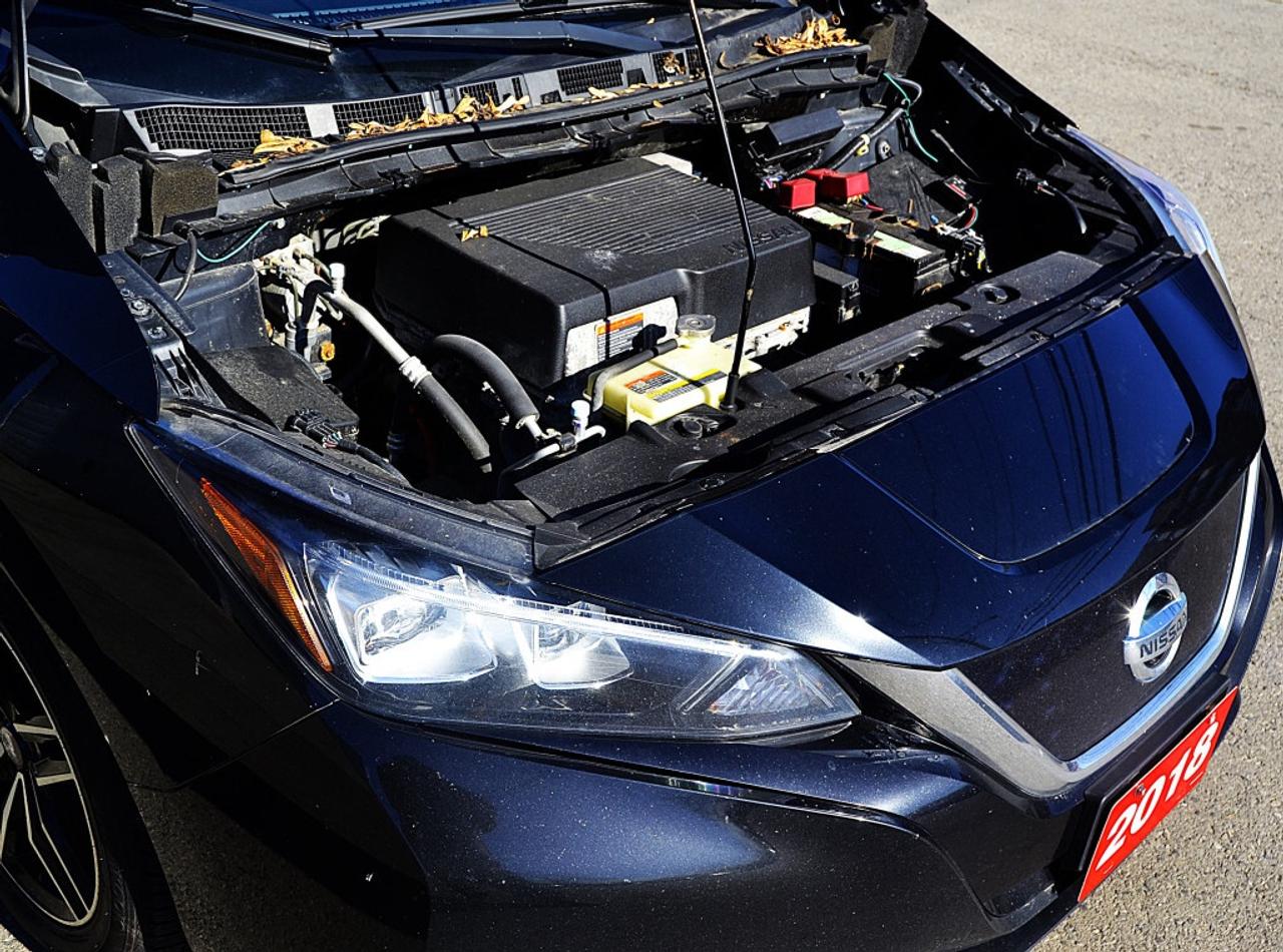 2018 Nissan Leaf S 4dr Hatchback Automatic Photo