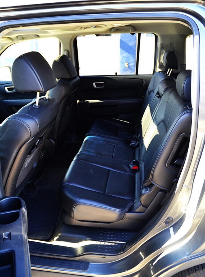 2010 Honda Pilot Touring 4dr 4x4 Automatic Photo