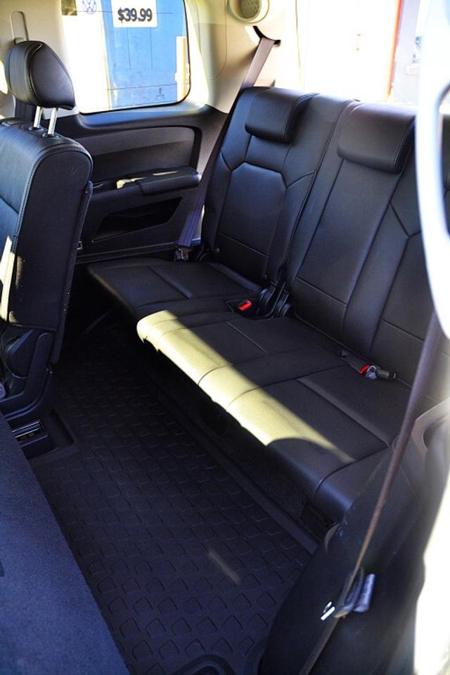 2010 Honda Pilot Touring 4dr 4x4 Automatic Photo