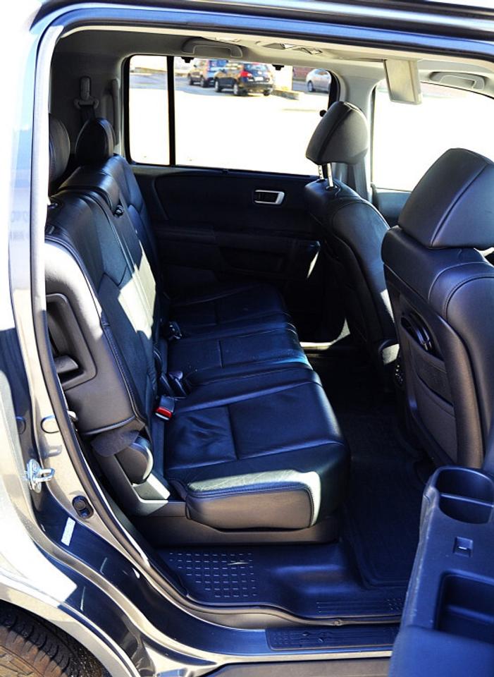 2010 Honda Pilot Touring 4dr 4x4 Automatic Photo