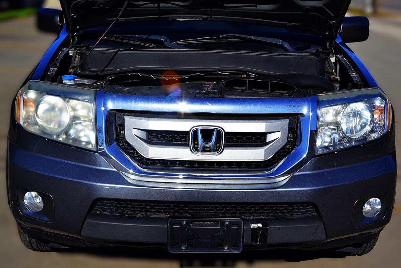 2010 Honda Pilot Touring 4dr 4x4 Automatic Photo