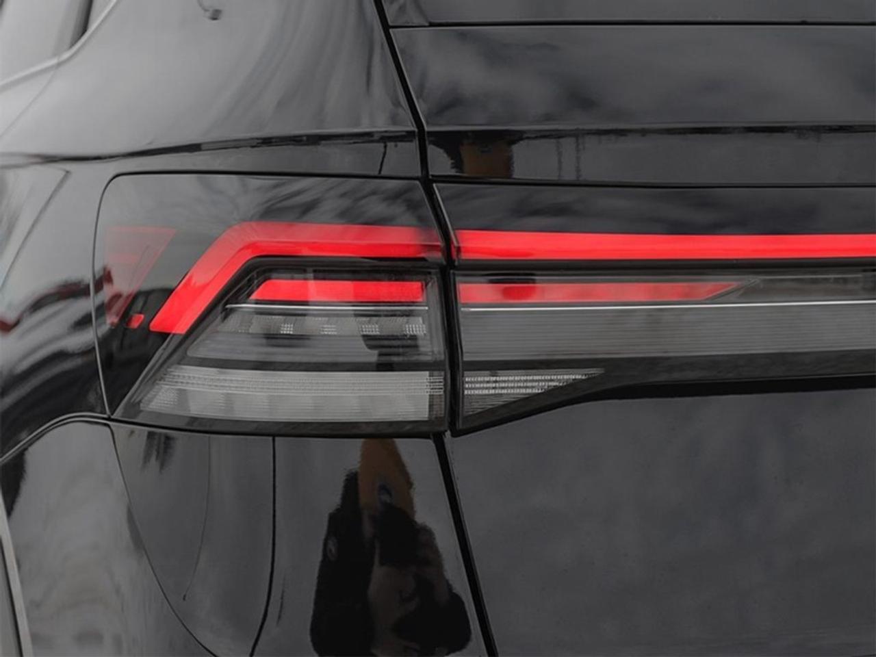 2026 Volkswagen Taos Comfortline Black Edition Photo