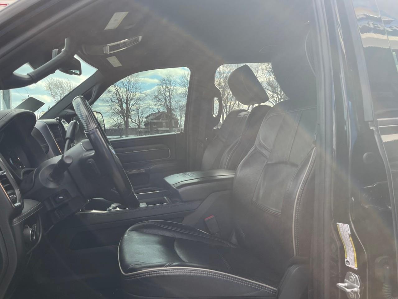 2021 RAM 2500 LIMITED ALL THE TRUCK! Photo