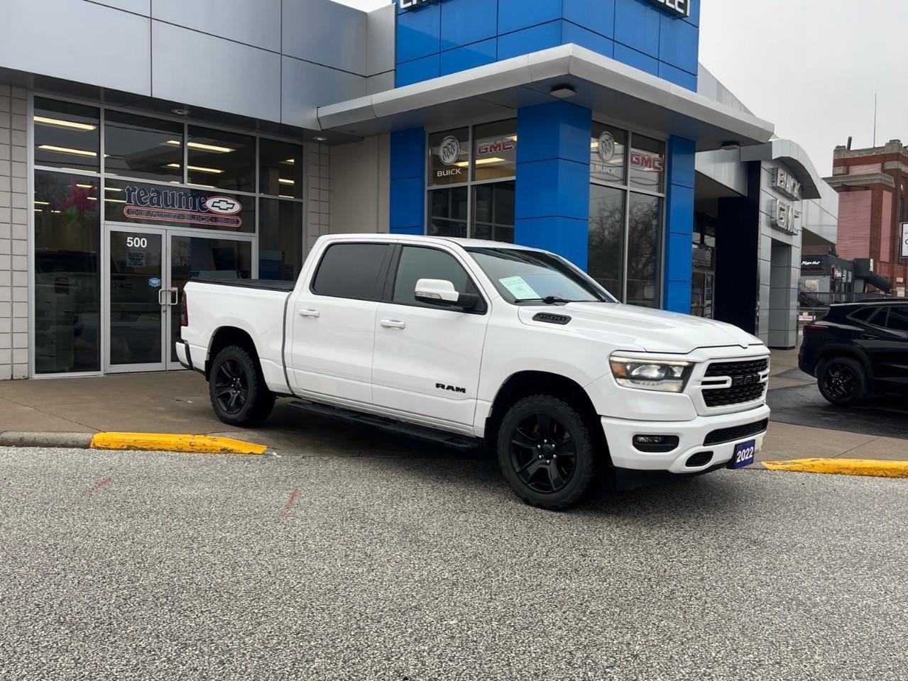 2022 RAM 1500 SPORT TERRIFIC CONDITION! Photo