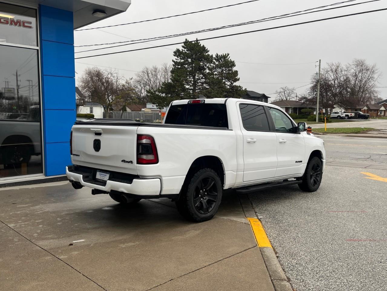 2022 RAM 1500 SPORT TERRIFIC CONDITION! Photo4