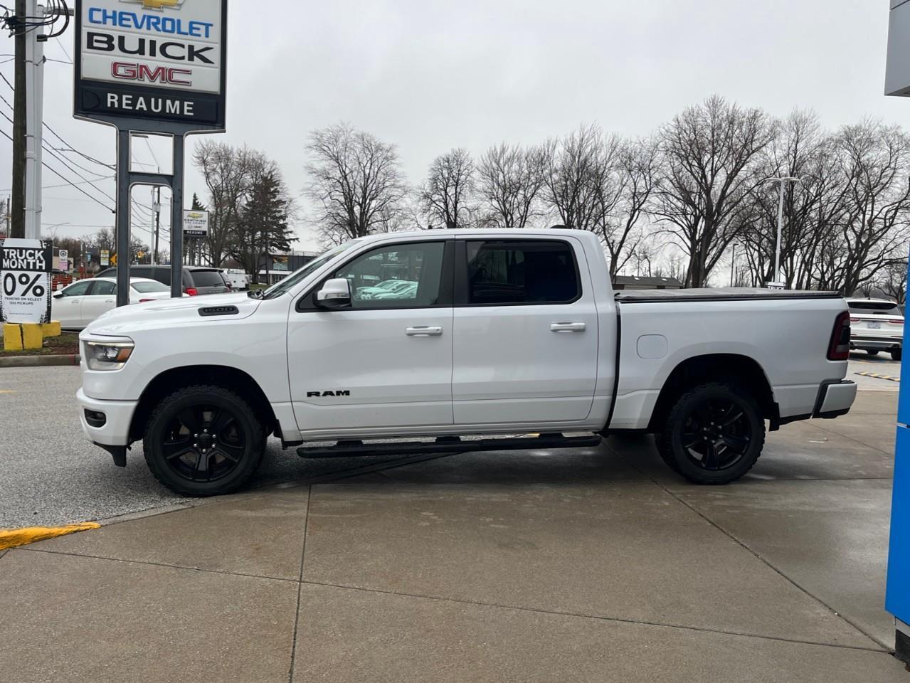 2022 RAM 1500 SPORT TERRIFIC CONDITION! Photo